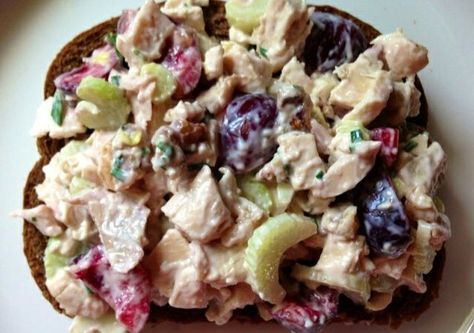 MICHIGAN CHERRY CHICKEN SALAD – dawns-ad-lib.com® Michigan Cherry Salad, Cherry Chicken Salad, Cherry Salad Recipes, Cherry Chicken, Waldorf Chicken Salad, Walnut Chicken Salad, Cherries Salad, Michigan Food, Chicken Salad Recipe Easy