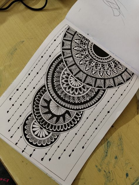 Mandala Art Black Pen, Positive Mandala Art, Easy Drawings Mandala Art, Easy Small Mandala Art, Cute Mandala Drawing, Mandala Art With Quotes Easy, Beautiful Mandala Art Unique, How To Draw Mandala Art, Mandala Art Lesson Easy