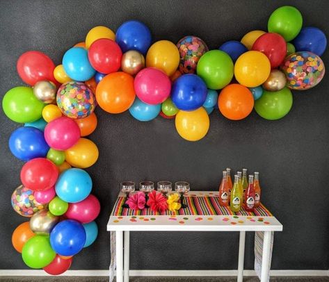 Fiesta Birthday Party Decorations, Birthday Decoration Rainbow, Mexican Fiesta Party Decorations, Rainbow Balloon Arch, Balloons For Birthday, Aloha Party, Mexican Fiesta Party, Girls Birthday Party Decorations, Carnival Circus