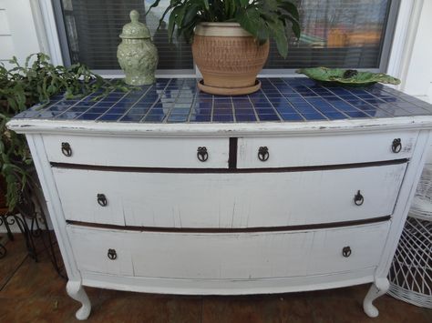 Distressed dresser with ceramic tiles. Tiled Dresser Top, Tile Top Dresser, Tile Dresser, Tiles Diy, Distressed Dresser, Repurposing Ideas, Upcycle Ideas, Furniture Flips, Dresser Top