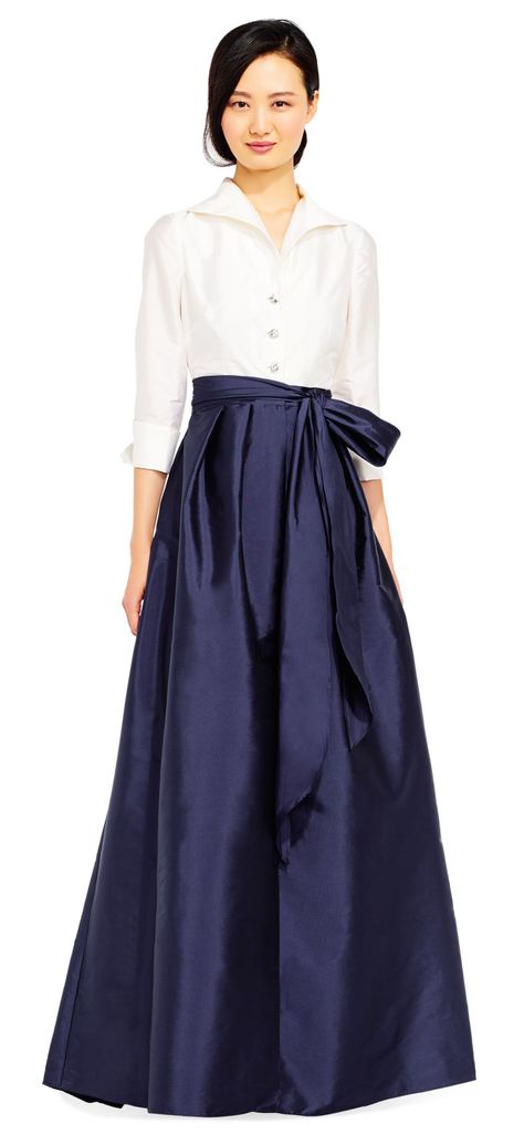 Taffeta Blouse with Ball Skirt Taffeta Blouse, Blouse Styling, Tafetta Dress, Mom Wedding Dress, Evening Blouses, Taffeta Skirt, Ball Skirt, Gown Skirt, Well Dressed Women