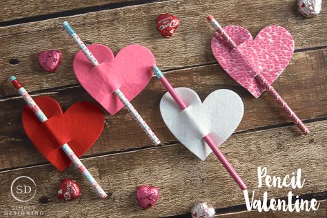 These pencil valentines are the perfect simple valentine to make for the classroom this year.  So easy for kids to make themselves to hand out too! Valentines Games, Diy Valentines Cards, Valentines Inspiration, Diy Pencil, Valentine's Day Crafts For Kids, Valentine's Day Printables, Valentine Crafts For Kids, Homemade Valentines, Diy Valentines Crafts