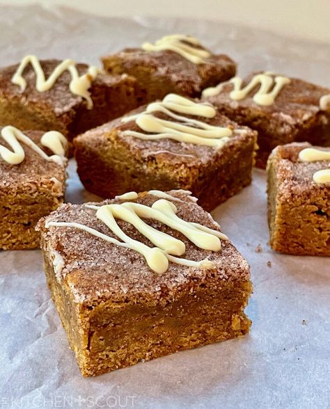 Molasses Baking Recipes, Ginger Molasses Bars, Ginger Snap Bars, Molasses Dessert Recipes, Ginger Molasses Cookie Bars, Hermit Bars Recipes, Recipes Using Molasses, Molasses Blondies, Molasses Fudge