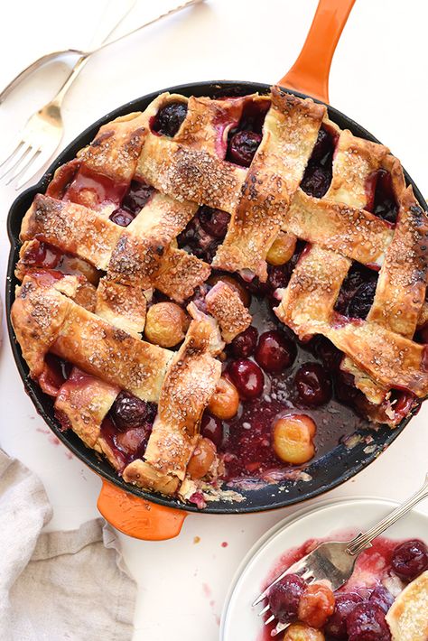 Skillet Cherry Pie Skillet Desserts, Cranberry Jelly, Cherry Apple, Caramel Apple Pie, Cast Iron Skillet Recipes, Pie Crusts, Almond Extract, Cast Iron Recipes, Foodie Crush