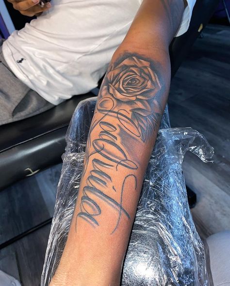 Tattoo Ideas For Men With Names, Mothers Keeper Tattoo For Men, Forearm Tattoos With Names, Mother Name Tattoo Ideas For Men, Multiple Names Tattoo Ideas, Tattoo Ideas For Men Mom, Tattoo Ideas For Men Name, My Mothers Keeper Tattoo For Men, Name Forearm Tattoo Men