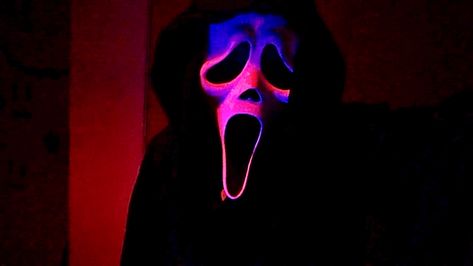 Ghost Face Laptop Wallpaper, Ghostface Desktop Wallpaper, Ghostface Laptop Wallpaper, Scream Laptop Wallpaper, Ghostface Wallpaper Laptop, Ghostface Wallpaper Aesthetic, Ghostface Aesthetic, Horror Killers, Horror Things