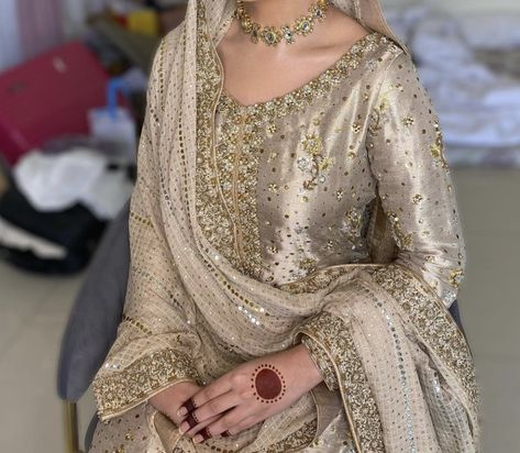 Nikkah Dupatta Setting, Nikkah Dupatta, Dr Haroon, Nikkah Brides, Barat Dress, Dupatta Setting, Baat Pakki, Bridal 2023, Pakistani Wear