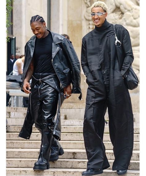 Black Outfit Men Street Fashion, Black Men Streetwear, Stars Outfit, Black Outfit Men, Stefon Diggs, Nyc Fashion Week, Streetwear Inspiration, Men Street Fashion, Black Outfits