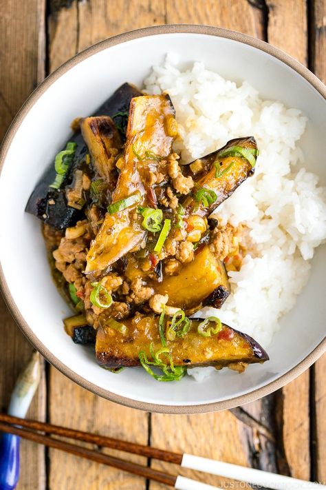 Slightly spicy, big on flavor, and super quick to make, this Mapo Eggplant (Mabo Nasu) is an adaptation of Chinese food that's very popular in Japan. Served over hot steamed rice, this hearty and savory dish is a satisfying weeknight meal. #mapoeggplant #eggplant | Easy Japanese Recipes at JustOneCookbook.com Mapo Eggplant, Eggplant With Garlic Sauce, Spicy Eggplant, Just One Cookbook, Easy Japanese Recipes, Eggplant Dishes, Japanese Recipes, Eggplant Recipes, Japanese Dishes