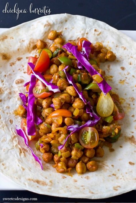 Chickpea Burrito, Bean Meals, Healthy Burritos, Vegan Burritos, Burrito Recipes, Vegan Burrito, Vegan Chickpea, Vegan Wraps, Vegan Recipes Videos