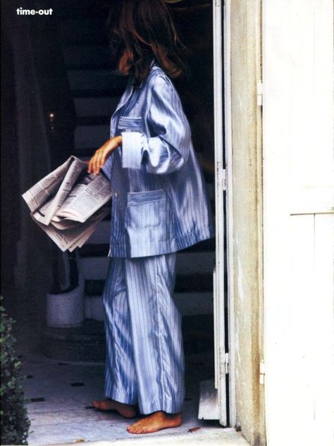 Susan Holmes, Grace Coddington, Pajamas Aesthetic, Fashion Gone Rouge, Vintage Pajamas, Silk Clothes, Ellen Von Unwerth, Vogue Us, Silk Lingerie