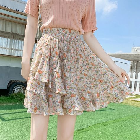 Chiffon skirt outfit