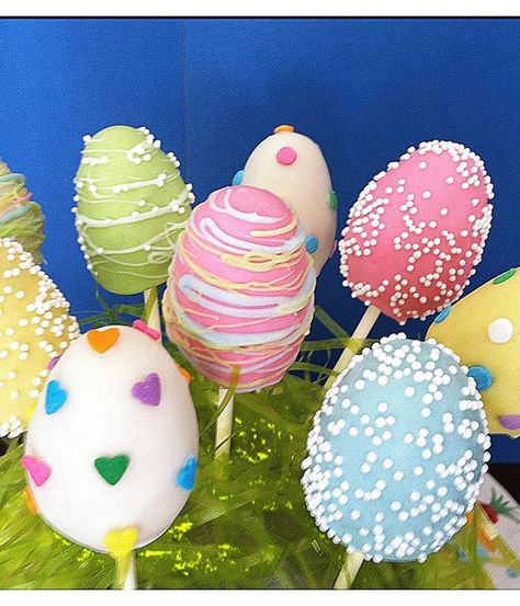 Egg Cake Pops, Easter Egg Cake Pops, Easter Cake Pops, Easter Egg Cake, Vanilla Bean Cakes, Buckwheat Cake, Egg Cake, Cake Pop Recipe, Zucchini Cake