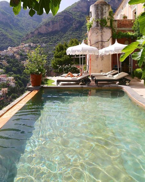 Italian Beach House, Amalfi Coast Positano, European Road Trip, San Giacomo, Villas In Italy, Ivy House, Summer Wines, Italy Aesthetic, Pool Time