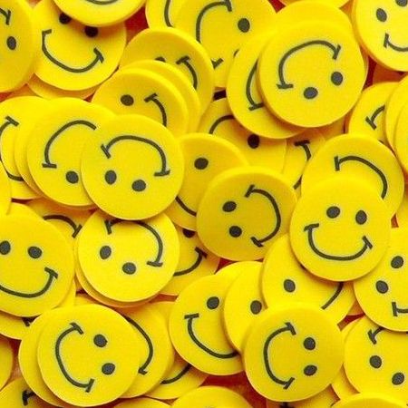 Yellow Everything, Happy Yellow Aesthetic, Yellow Aesthetic Smiley Face, Yellow Smiley Face Aesthetic, Fake Happy Aesthetic, Yellow Happy Aesthetic, Laughter Aesthetic, Happy Face Aesthetic, Yellow Aesthetics