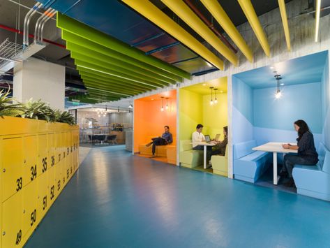 Belatrix Offices - Bogota - 2 Colorful Office Design, Coworking Space Design, Colorful Office, Innovation Hub, Office Wall Design, Corporate Offices, Industrial Office Design, Office Tour, Office Space Design