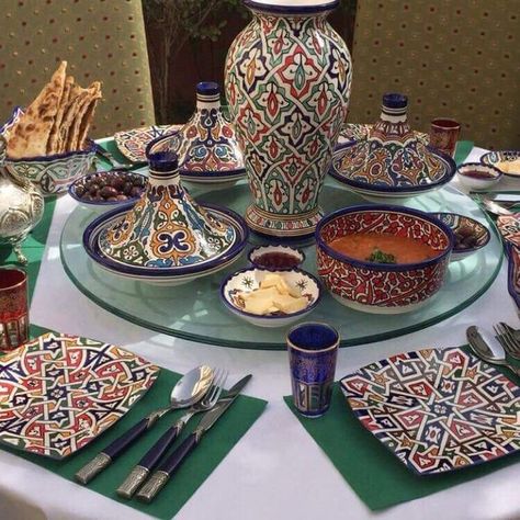 Elevate Your Dining with Traditional Moroccan Tableware 🕌✨ | #moroccanelegance https://moroccanstyle.ma/ 0661944379 argania_agadir@yahoo.fr Moroccan Table Setting, Ramadan Table, Table Coordinate, Design Marocain, Arabic Decor, Moroccan Table, Table Buffet, Table Ware, Moroccan Food