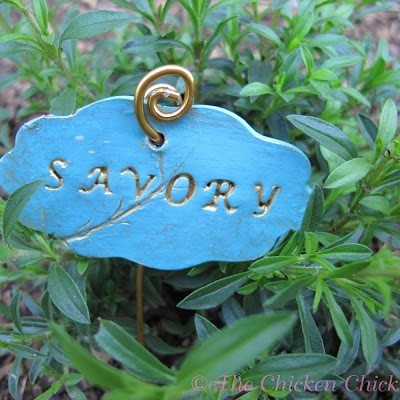 Garden Markers Clay, Clay Garden Markers, Plant Markers Diy, Diy Photo Projects, Garden Plant Markers, Clay Garden, Diy Marker, Label Marker, Garden Labels