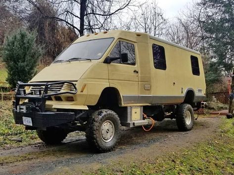 4x4 Winnebago Lesharo, running a 250 Chevy I6, 36” tires, and some serious overland capabilities John Pruitt, Expedition Overland, Off Road Camping, Overland Trailer, Going Camping, Off Road Camper, Overland Vehicles, Built Truck, Diy Camper