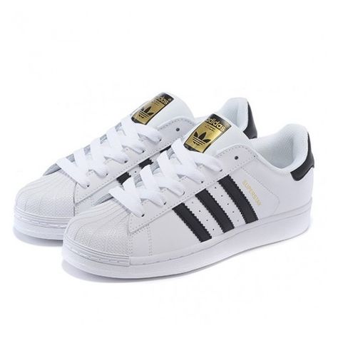 Adidas Originals Superstar Casual Shoes Gold standard White Black ($47) ❤ liked on Polyvore featuring shoes, sneakers, black and white shoes, black white sneakers, adidas originals sneakers, white and black sneakers and gold sneakers Black Superstar, Striped Shoes, Striped Sneakers, Superstars Shoes, Black And White Sneakers, Black And White Shoes, Adidas Originals Superstar, Gold Shoes, Shoes Adidas