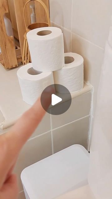 Interior Design & Home Decor on Instagram: "Absolutely an amazing idea😍 Credit @casacasitalove 💕💕💕💕What do you think?🤗🧡🥰" Around Toilet Ideas, Amazing Diy Projects, Toilet Paper Display, Bathroom Storage Ideas Over Toilet, Over Toilet Decor Ideas, Toilet Organization Ideas, Toilet Paper Folding Ideas, Home Made Decor Ideas, Toilet Decorating Ideas