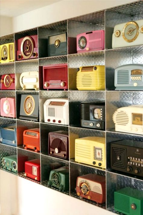 Fotocamere Vintage, Casa Retro, Mode Retro, Radio Antigua, Skirt Diy, Interior Vintage, Decor Ikea, Antique Radio, Old Radios