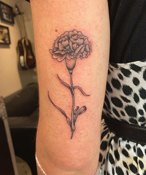 Merigold Aesthetic Flower Tattoo, Mary Gold Flower Tattoo, Simple Marigold Tattoo, Marigold Tattoo Design, Marigold Flower Tattoo, Marigold Design, Marigold Tattoo, Tricep Tattoos, Art Deco Black And White