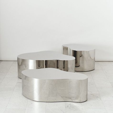 Karl Springer LTD, Stainless Steel Free Form Low Table, USA, 2016 - Todd Merrill Studio Butik Design, Desain Lanskap, 카페 인테리어 디자인, Minimalist Lighting, Small Coffee Table, Contemporary Living Spaces, Low Tables, Steel Furniture, Decor Minimalist