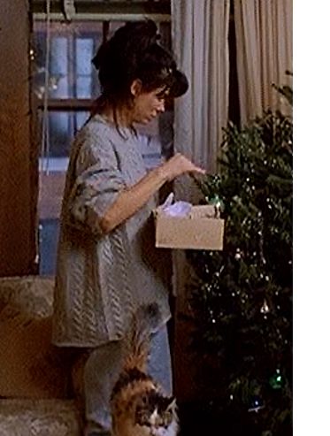 while you were sleeping sweater Lucy While You Were Sleeping Outfits, 90s Romcom Outfits, Tea Core, Sleeping Outfits, 90s Winter, Nora Ephron, While You Were Sleeping, 90s Movies, Movies Outfit