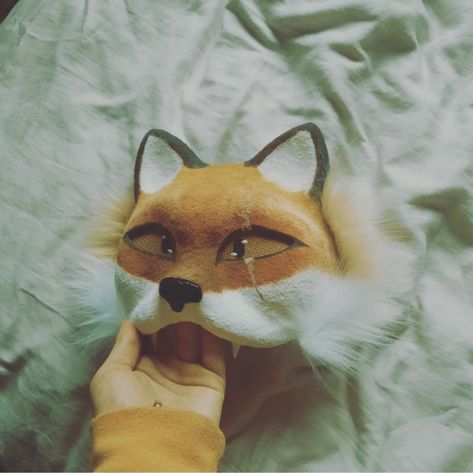 Therian Fox Mask Red Fox Therian Mask Ideas, Therian Mask Fox Ideas, Marble Fox Therian Mask, Artic Fox Therian Mask, Fox Therian Art, Therian Mask Ideas Coyote, Therian Mask Ideas Fox Red, Fox Mask Therian, Red Fox Therian Mask