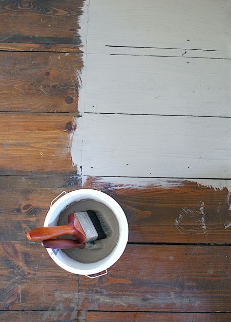 How to paint floor boards the easiest way ever - From Britain with Love Chalk Paint Floors Wood, Painted Wooden Floors Colour, Painted Wood Floors Living Room, Wooden Floor Painting Ideas, How To Paint Wood Floors, Wood Floor Paint Colors, Painted Hardwood Floors Old Houses, Paint Wooden Floor, Painted Wood Floors Ideas