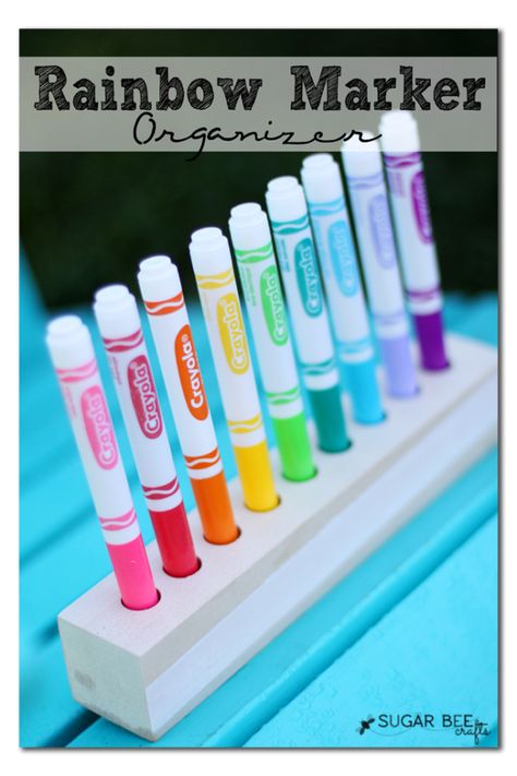 Diy Marker Holder, Marker Holder, Diy Marker, Make A Rainbow, Crayola Markers, Marker Storage, Special Needs Students, Diy School Supplies, Diy Valentines Crafts