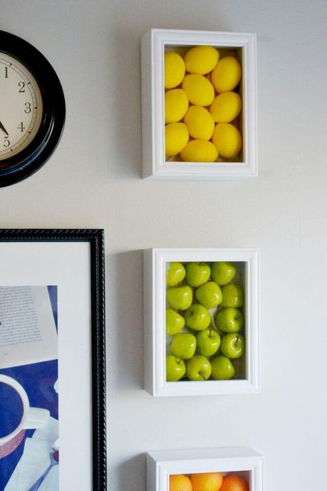 24 Easy DIY Kitchen Wall Decor Ideas Every Home Owner Needs - Crafts On Fire - Wouldn't it be fun to etch the produce name into the glass as well! Kitchen Design Diy, Diy Wand, Kitchen Wall Colors, Diy Kitchen Decor, Kitchen Design Decor, Decor Minimalist, Kitchen Wall Decor, Kitchen Colors, Kitchen Art