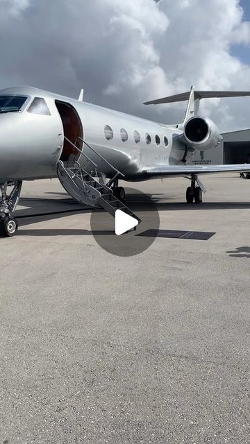 Privé Jets on Instagram: "An early start to the weekend on the Gulfstream. #FlyPrive" October 7, The Weekend, On Instagram, Instagram