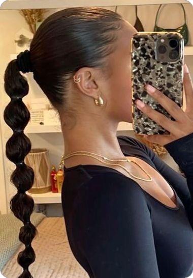 bubble braids Bubble Braid Dark Hair, Hair Inspo Bubble Braids, How To Do Bubble Braids Ponytail, Straight Hair Bubble Braids, Jasmine Braid Hairstyles, Bubble Braid Brown Hair, Sporty Hairstyles Bubble Braids, Bubble Braids Ponytail, Slick Back Pony Braid