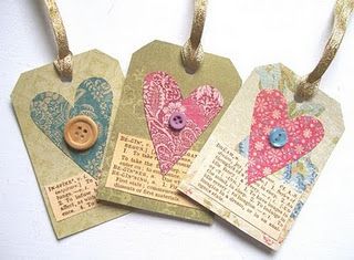 cute tags Sewn Gift Tags, Textile Tags Ideas, Fabric Gift Tags Diy Scrap, Gift Tags Made Fr Fabric, Scrapbooking Tags Ideas, Heart Gift Tags, Book Page Crafts, Gift Tags Diy, Card Embellishments