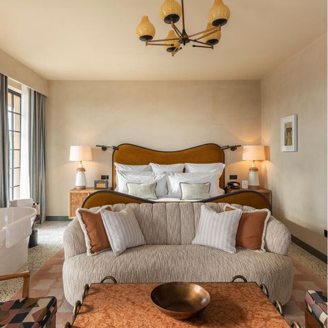 Lone Fox Marie Bedroom, Rome Bedrooms, Soho House Hotel Room, Soho House Interiors Bedroom, Soho Farmhouse Bedroom, Soho House Bedrooms, Soho House Aesthetic, Soho House Rome, Mcr Bedroom