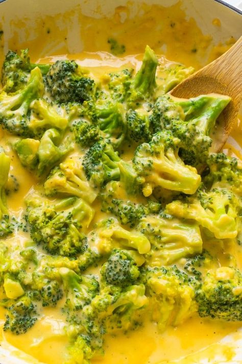 Broccoli With Cheese Sauce, Cheesy Broccoli Recipe, Frozen Broccoli Recipes, Broccoli And Cheese Recipe, Broccoli Recipes Side Dish, Homegrown Vegetables, Easy Recipe Ideas, Broccoli Side Dish, Meals Breakfast