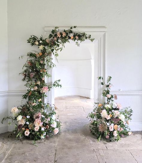 Wedding Arbors, Floral Arch Wedding, Whimsical Wedding Decorations, Wedding Ceremony Flowers, Instagram Wedding, Ceremony Flowers, Floral Wall Decor, Floral Arch, Ceremony Backdrop