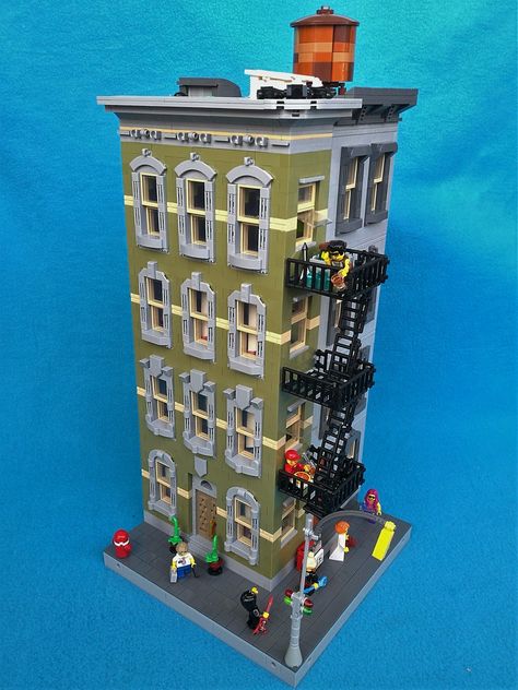 Minecraft Fire Escape, Lego New York, Big Lego Sets, Lego Plane, Lego Houses, Lego Village, Lego Fire, City Ideas, Big Lego