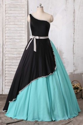 Gown Party Wear, Long Skirt Outfits, Long Gown Dress, Indian Gowns Dresses, Kids Designer Dresses, Quinceanera Dress, Indian Gowns, Designer Party Wear Dresses, Gowns For Girls