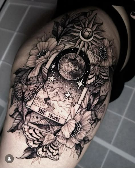 Aesthetic Sun Flower, Witch Aesthetic Tarot, The Moon Tarot Card Tattoo, Moon Tarot Card Tattoo, Sketch Moon, Thing Tattoo, Bookish Tattoos, Moon Tarot Card, Mystical Tattoos