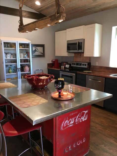 Coke Themed Kitchen, Old Coke Cooler Ideas, Coke Cooler Repurposed, Coke Kitchen, Coke Cooler, Coca Cola Cooler, Cocoa Cola, Coca Cola Kitchen, Coke Machine