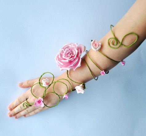 pink rose and buds long flower and vine fairy by InMyFairyGarden Fairy Arm Cuff, Flower Arm Cuff, Fantasia Diy, Kostum Peri, Garden Fairy Costume, Fairy Costume Women, Wedding Flower Jewelry, Fairy Halloween Costumes, Bride Ideas