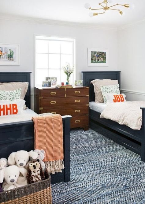 shared boys rooms 5 Orange Kids Rooms, Twin Beds For Boys, Twin Boys Bedroom, Boy And Girl Shared Bedroom, Shared Boys Rooms, Cozy Baby Room, Shared Girls Bedroom, Modern Kids Bedroom, Kids Bedroom Designs