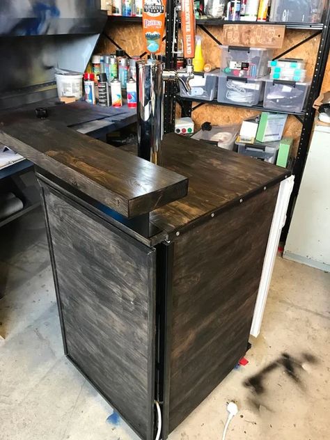 Kegerator Bar Ideas, Kegerator Bar, Kegerator Diy, Armoire Bar, New Fridge, Liquor Bar, Built In Bar, Wooden Pallet Furniture, Plywood Sheets