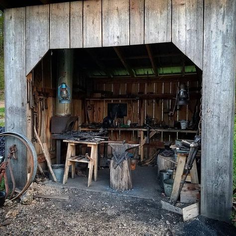 Black Smith Aesthetic, Blacksmith Aesthetic, Home Forge, Blacksmith Workshop, Garage Workshop Layout, Blacksmith Ideas, Black Smith, Black Smithing, Workshop Layout