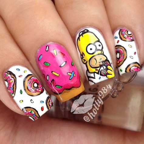 Hi friends! Hope you're having a great day! Here are my finished Homer Simpson nails! 🍩 I found "The Simpson's Movie" DVD in my room and had to do some nails for Homer lol. Xo, holly 💋 Designs For Long Nails, Kutek Disney, Unghie Nail Art, Crazy Nails, Disney Nails, Nail Swag, I Love Nails, Cute Nail Art, Funky Nails