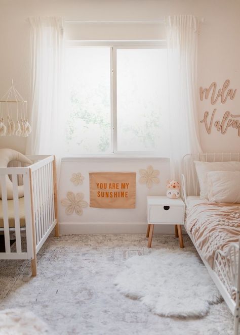 Shared Nursery And Toddler Room, Shared Toddler Room, Kids Shared Bedroom Ideas, Toddler And Baby Shared Room, Sisters Shared Room, Baby And Toddler Shared Room, Sibling Bedroom, Shared Bedroom Ideas, Toddler And Baby Room