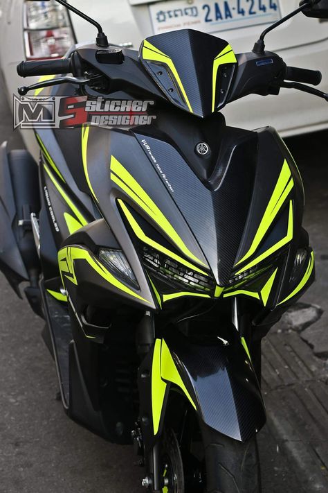 Black Bird Aerox 155cc Aerox 155 Yamaha, 110 Pit Bike, Car Vinyl Graphics, Bike Graphics, Yamaha Scooter, Tmax Yamaha, Car Stripes, Aerox 155, Scooter Custom